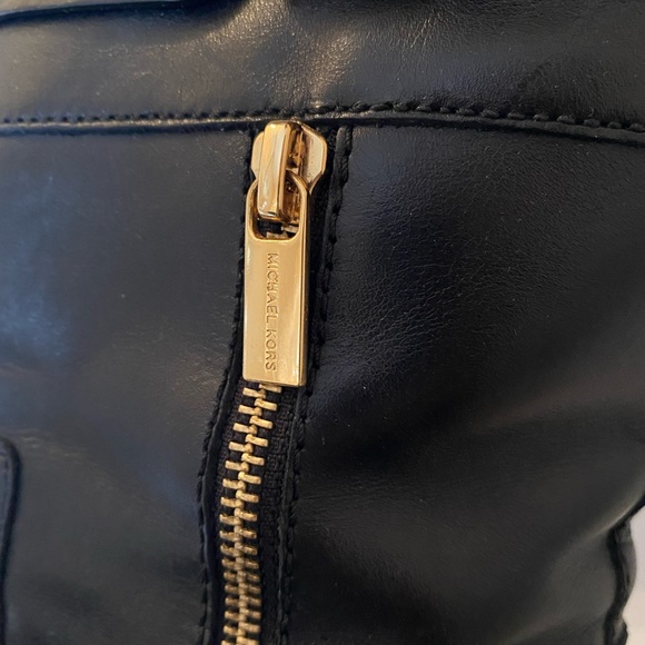 Micheal Kors Gansevoort Boots with Buckle - Picture 4 of 4